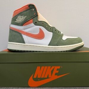 Nike Air Jordan Retro Hi OG Craft Men’s Size 10 (Celadon)